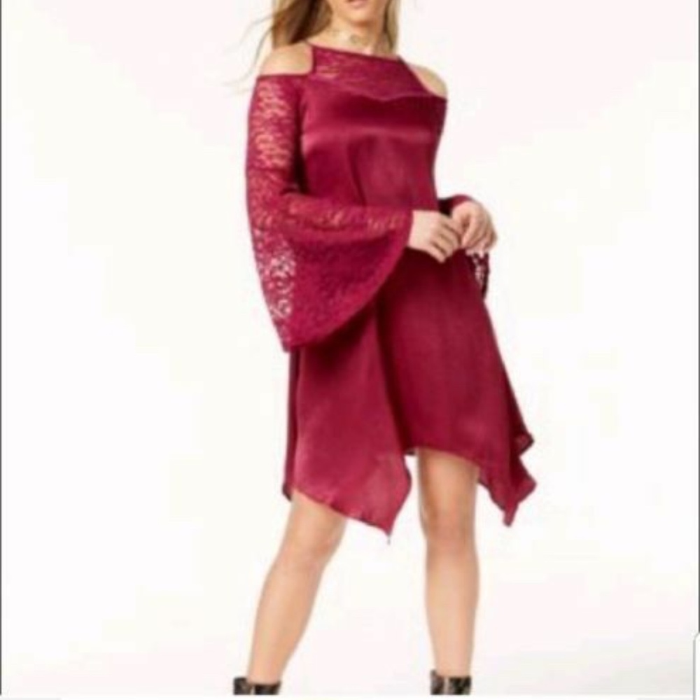 The Edit By Seventeen Lace Bell Sleeve Cold Should